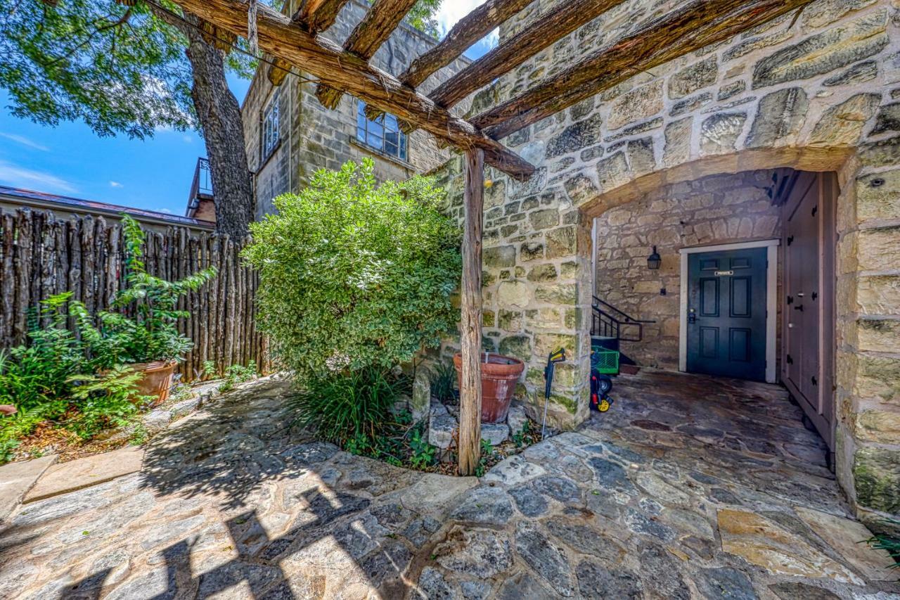 Villa Eden'S Gate à Fredericksburg Extérieur photo