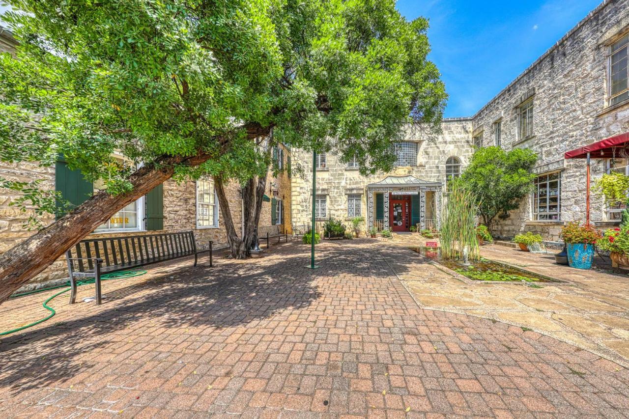 Villa Eden'S Gate à Fredericksburg Extérieur photo